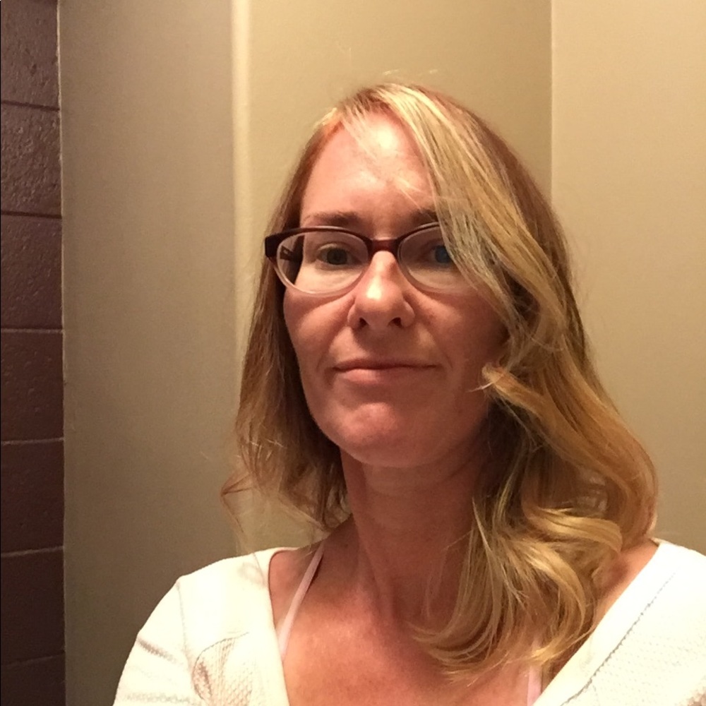 Meet your Posher, Angie